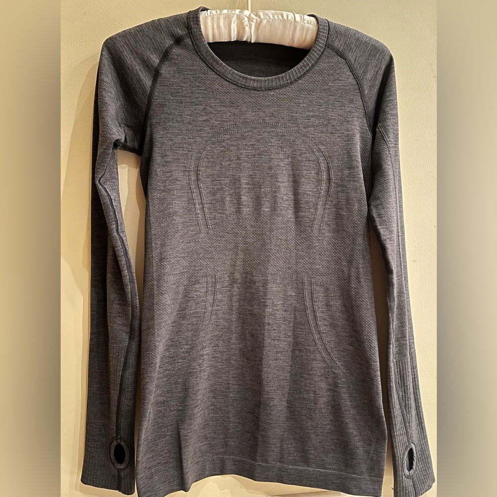 Lululemon Swiftly Tech Long Sleeve Crew Size 4 Heathered Black